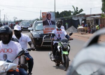 Election présidentielle : la population du Lôt Djiboua conduit par le ministre Amedé Kouakou, est prête pour le un coup Ko au soir du 31 octobre 2020. Photos: Saint Cyrille