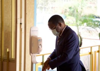 Côte d’Ivoire/Covid 19 : le ministre de la santé prié de renforcer les équipes des districts sanitaires