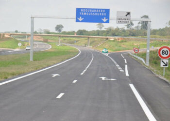 Levée de la mesure d’isolement d’Abidjan: le GSPM pré-positionne des engins sanitaires sur l’Autoroute du Nord