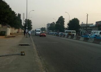 Manifestation de l’opposition : active sur les réseaux sociaux, absente sur le terrain