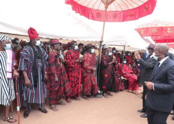 Côte d&rsquo;Ivoire: le président Alassane Ouattara aux obsèques du Roi du Djuablin, Nanan AGNINI-BILE II