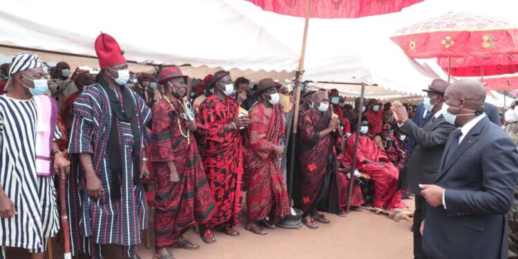 Côte d’Ivoire: le président Alassane Ouattara aux obsèques du Roi du Djuablin, Nanan AGNINI-BILE II