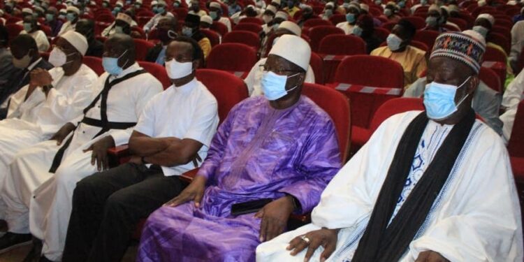 Côte d’Ivoire: les religieux invitent la classe politique au dialogue