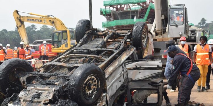 Chantier du 4e pont d’Abidjan : des morts, après la chute d’un pick up dans la lagune