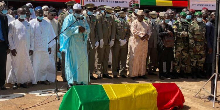 La nation malienne a rendu un dernier hommage à l’ancien Président ATT.