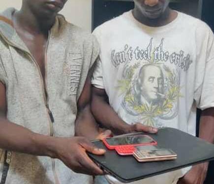 Côte d&rsquo;Ivoire/Koumassi : 02 braqueurs à moto mis aux arrêts