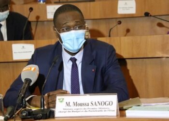 La passation des marchés publics encadrée par une réglementation aux standards internationaux (ministère du Budget)