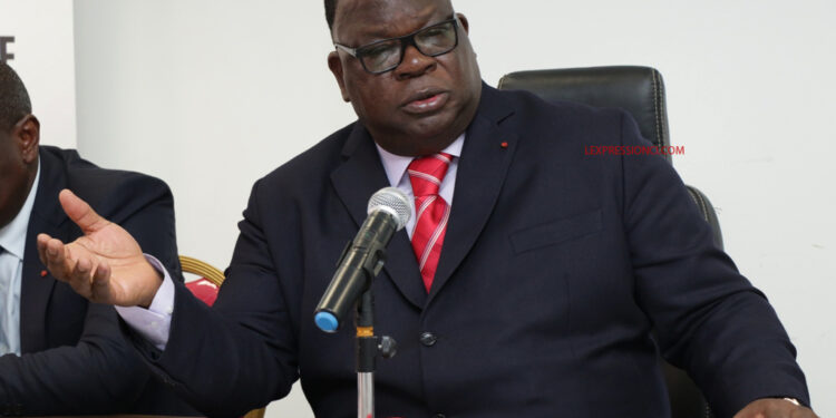 Côte d’Ivoire: ’’D’ici juin 2020, toutes les 21.000 pompes endommagées seront réparées’’ (ministre)