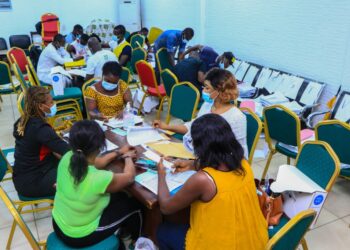 Koumassi : Le Maire Bacongo réussit le pari de l’enrôlement des nouveaux majeurs