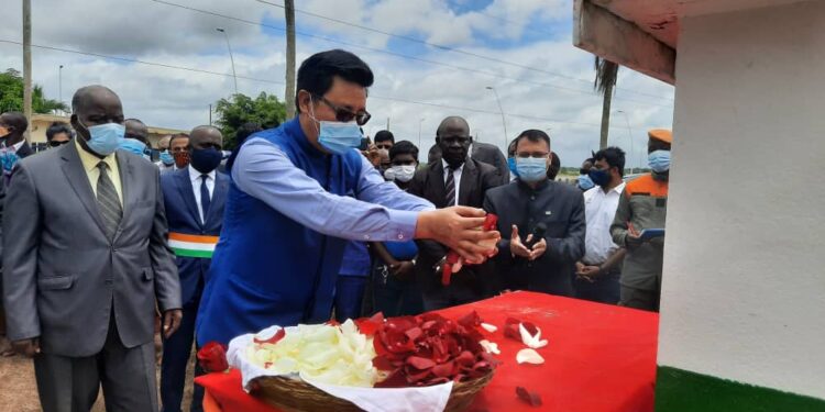 Journée internationale de la non-violence: La communauté indienne rend hommage à Mahatma Gandhi