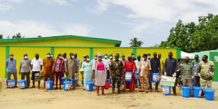 COVID 19 : L’ONG Nklo Bkan offre des équipements sanitaires aux communautés de Jacqueville