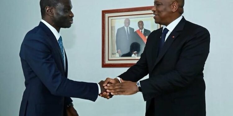 Avant son départ au Sénégal, l’ambassadeur Touré Sekou dit au revoir à Hamed Bakayoko