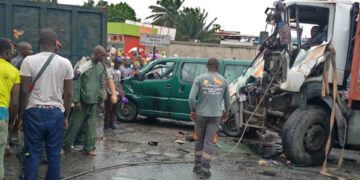 Grand carrefour de Koumassi : 2 camions se percutent, faisant une victime