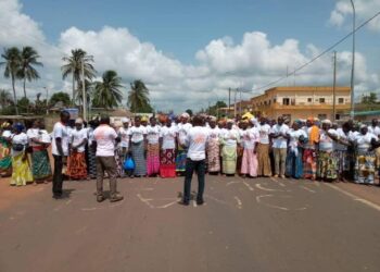 Katiola : des populations protestent contre Guillaume Soro