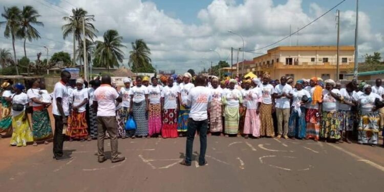 Katiola : des populations protestent contre Guillaume Soro