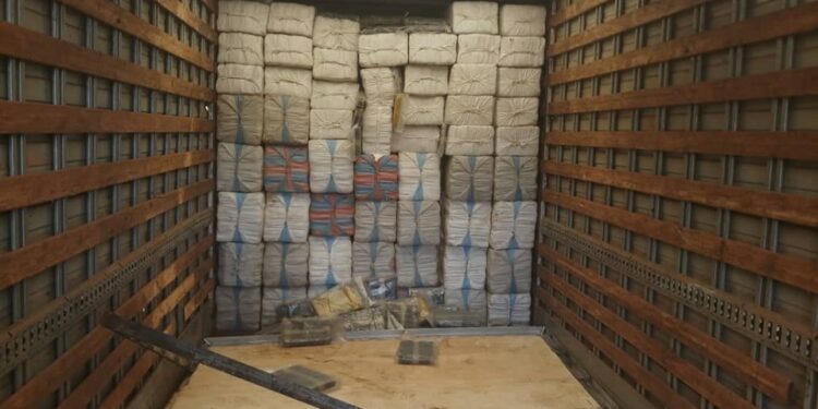 Côte d’Ivoire: 1300 plaquettes de cannabis saisies à Noé