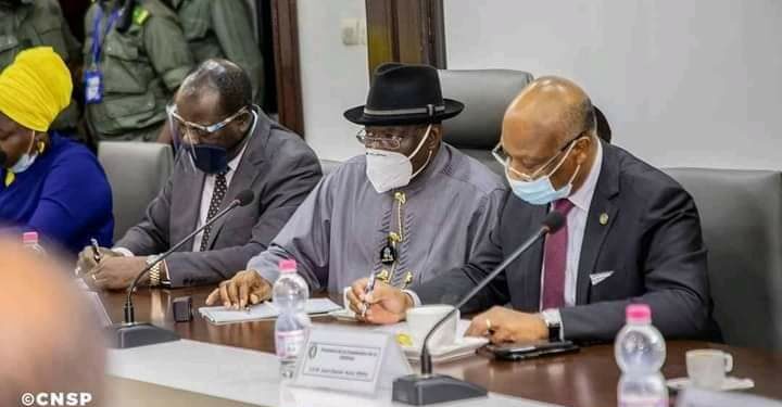 Crise au Mali: le Médiateur de la CEDEAO négocie 4 points à Bamako