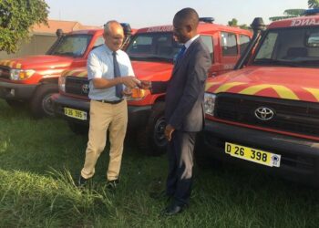 Protection Civile : L’Union européenne offre 10 ambulances à l’Onpc