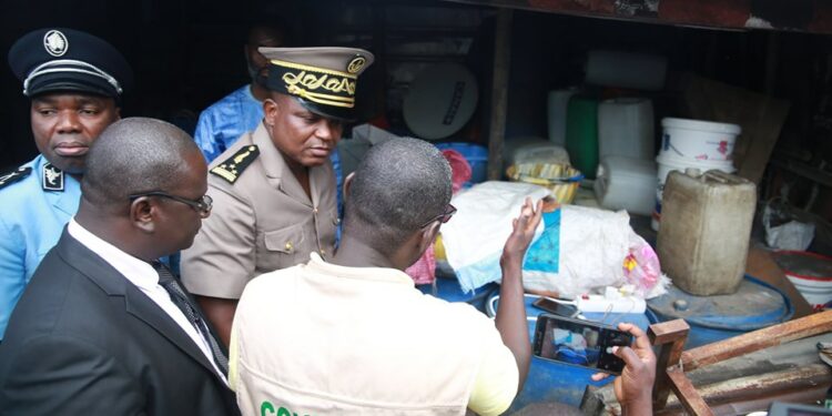 Intoxication à Abatta : le préfet déconseille aux abidjanais de consommer du « Koutoukou », avant la fin de l’enquête