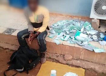 Yamoussoukro: un individu interpellé avec 58 millions F CFA de faux billets de banque