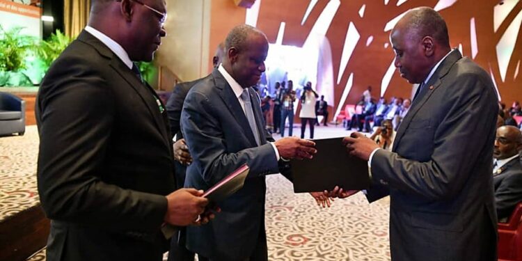 Apport de la diaspora ivoirienne: le flux financier est passé de 99,5 à 190 milliards de FCFA de 2008 à 2017