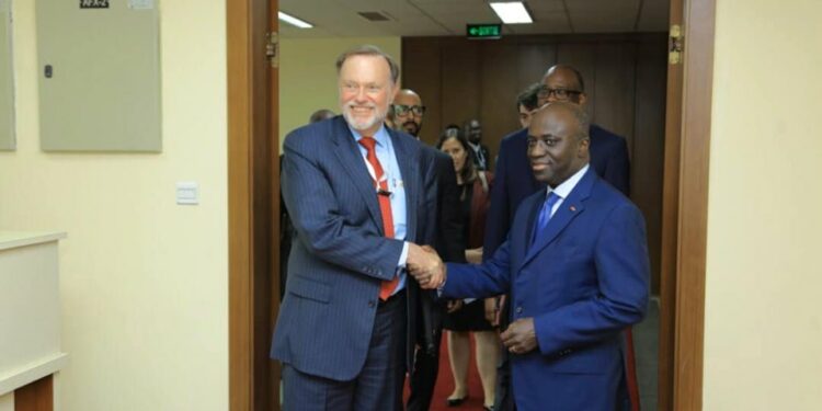  « La Côte d’Ivoire est un pays qui force l’admiration par son dynamisme économique » (Secrétaire d’Etat américain adjoint chargé des affaires Africaines)