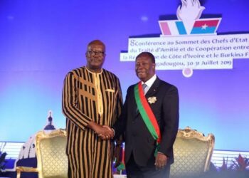 TAC 8 : le président Alassane Ouattara élevé à la dignité de l&rsquo;Ordre de la Grand-Croix de l&rsquo;Etalon du Burkina Faso