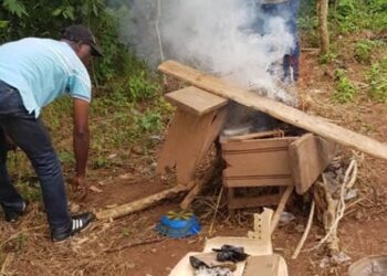 Yamoussoukro : destruction d&rsquo;un fumoir situé en face de la fondation FHB pour la paix