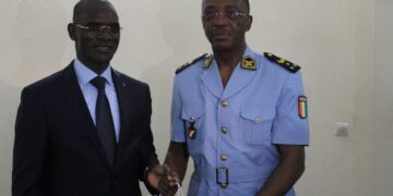 Côte d’Ivoire : Le Ministre de l’intérieur Vagondo Diomandé visite la Protection Civile