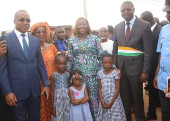 Rentrée scolaire 2019-2020: La ministre Kandia Camara s’assure de la reprise des cours