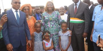 Rentrée scolaire 2019-2020: La ministre Kandia Camara s’assure de la reprise des cours