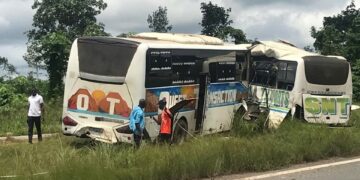 Côte d’Ivoire : collision entre 2 cars de transport, un mort