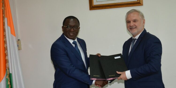 Rugby ivoirien: La France signe une convention avec la Fédération pour faciliter l’obtention de Visa Schengen