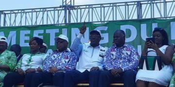 Côte d’Ivoire : Assoa Adou invite les ivoiriens à cesser de se «regarder en chien de faïence»