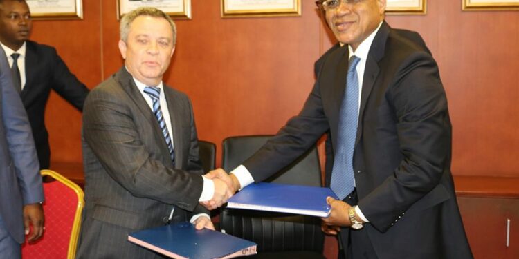 Côte d’Ivoire/SOTRA: Signature d’un accord pour l’acquisition de 500 autobus neufs