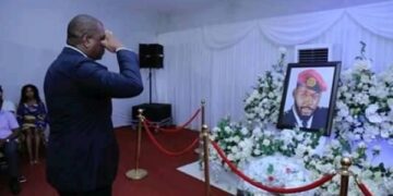 Côte d&rsquo;Ivoire: critiqué pour sa proximité avec DJ Arafat, Hamed Bakayoko répond à ses détracteurs 