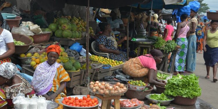 Covid19 : le  Grand Marché  de Koumassi fermé jusqu’à nouvel ordre et le commerce ambulant interdit