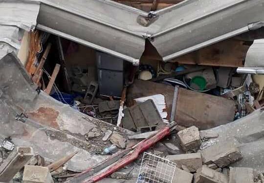 Drame à Adjamé : 2 morts dans l’effondrement d’un mur sur une toiture