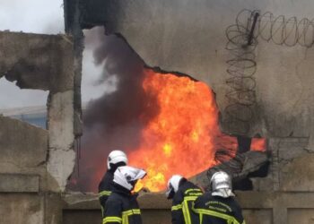 Zone industrielle de Yopougon : la société de produits chimiques Industrap/Carocol ravagé par un violent incendie