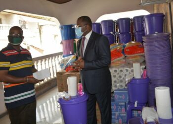 Covid-19-Omnisports : Danho Paulin fait un important don aux associations sportives