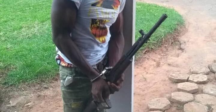 Guibéroua: Un béninois détenant une Kalachnikov interpellé