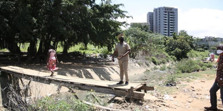 Le préfet d&rsquo;Abidjan prévient:  » LES PLUIES QUI ARRIVENT LÀ, C’EST DJINZIN MÊME !!!