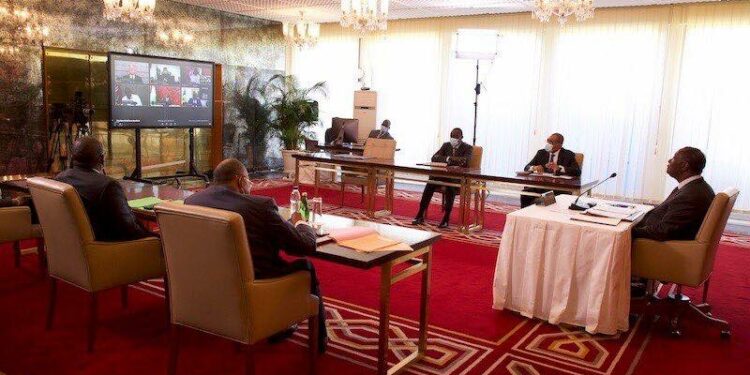 Table-ronde par visioconférence du New York Forum Institute : le président Alassane Ouattara lance un appel en faveur de la jeunesse africaine