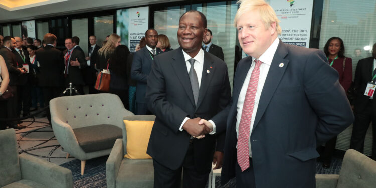 Sommet Royaume-Uni-Afrique sur l’Investissement : Le président Ouattara s’entretient avec Boris Johnson