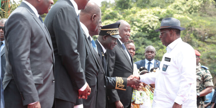 Côte d’Ivoire/Ouattara: «Nous sommes au travail.Nous ne nous préoccupons pas des bavardages »
