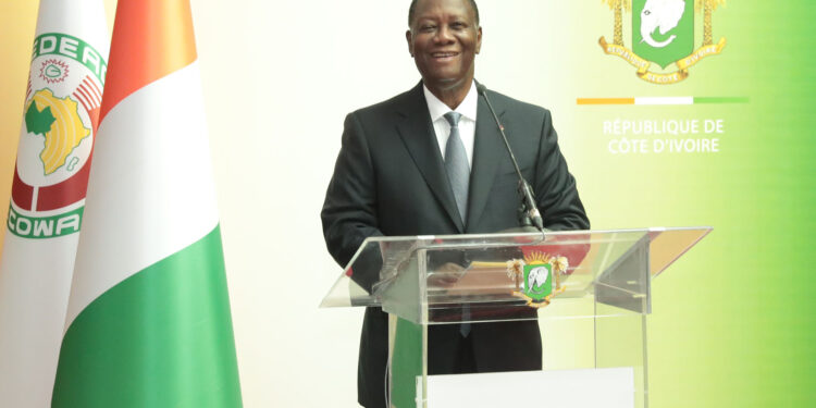 Le Chef de l’Etat a regagné Abidjan après une mission au Royaume-Uni