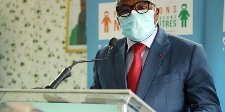 Coronavirus : la municipalité d’Anyama a distribué gratuitement des kits sanitaires et alimentaires à sa population