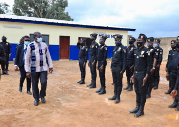 Côte d’Ivoire: Le conseil municipal offre une caserne à la CRS de San-Pedro