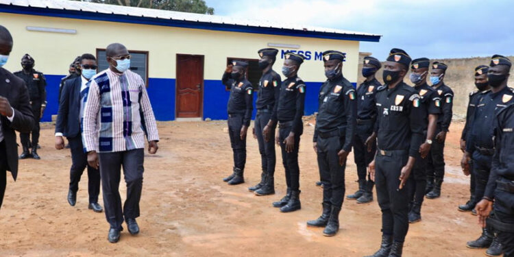 Côte d’Ivoire: Le conseil municipal offre une caserne à la CRS de San-Pedro