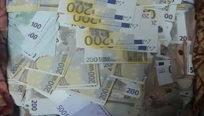 Côte d’Ivoire: plus de 2 milliards fcfa saisis à l’aéroport Félix Houphouët Boigny d’Abidjan